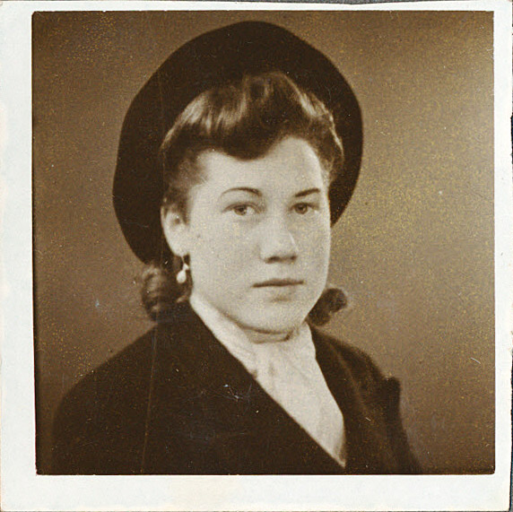 1938? Viola
Nøgleord: viola_rasmussen