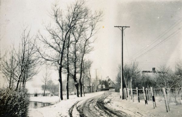 1937? under billedet står: "Partier fra Mullevej", det kunne måske være Mullerup
