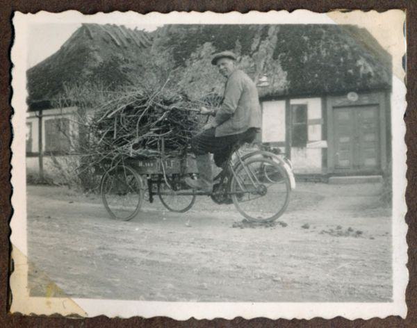 1941-04 Anton Pliniussen i Kissendrup
Nøgleord: anton pliniussen