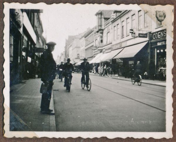 1941-04 Pliniussen i Odense
Nøgleord: anton pliniussen