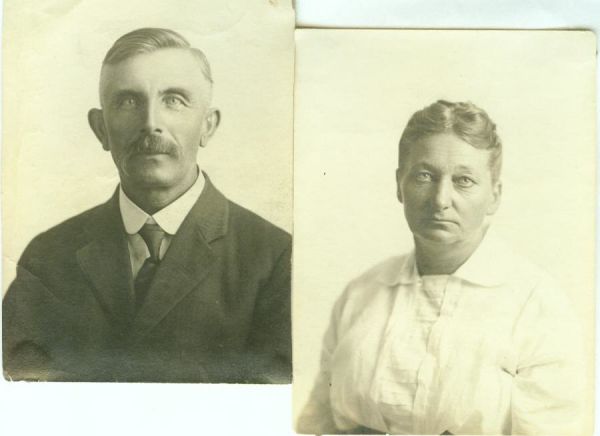 1920 ? Mathias Brandt og Hanne Kirstine Rasmussen
Nøgleord: mathias_brandt;hanne_rasmussen;USA