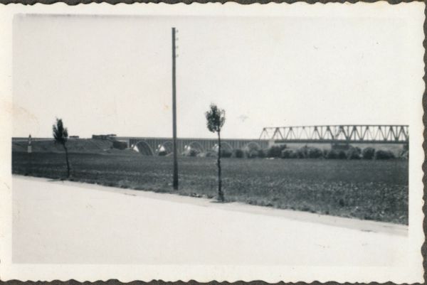 1941 - Cykelferie i Jylland
Billedtekst: "Lillebæltsbroen, ferien 1941"
