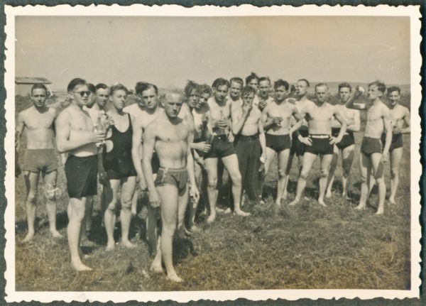 1942 Kerteminde strand
CBU'ere fra Ulriksholm Slot, Kølstrup
